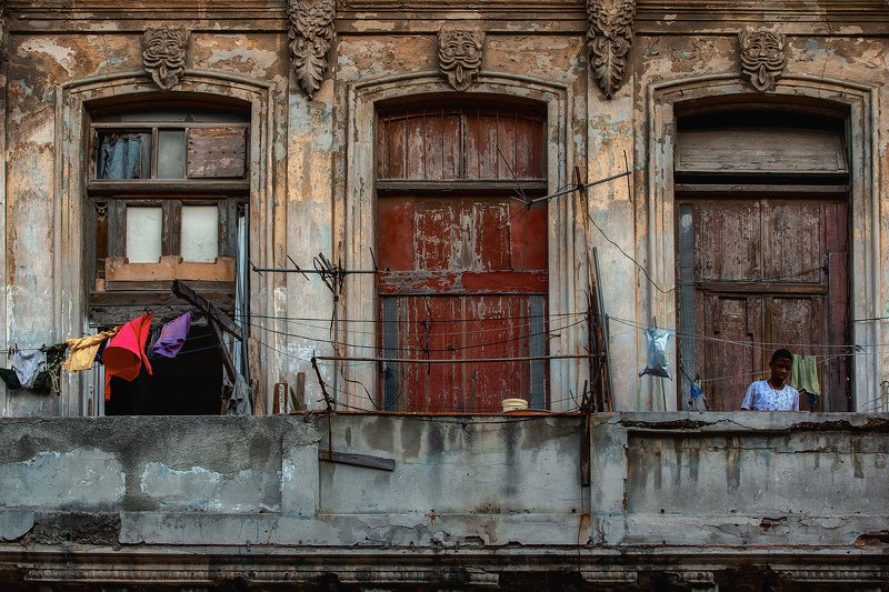 Потухший блеск былого фото превью
