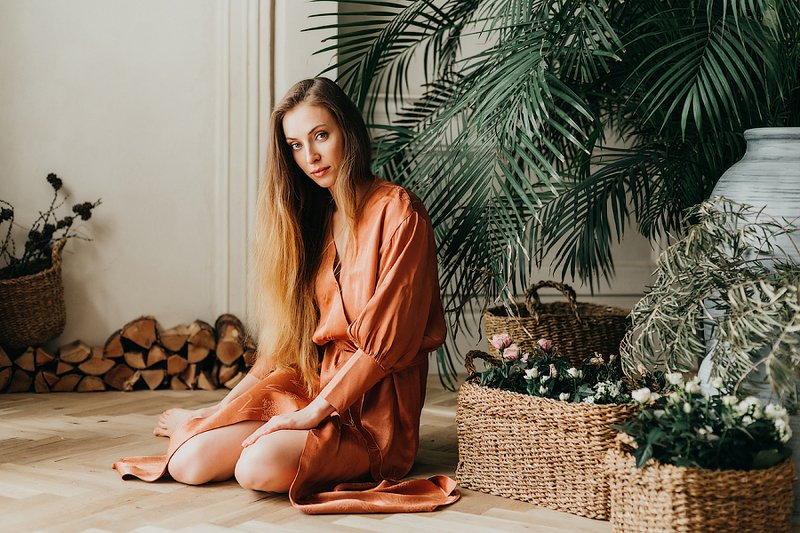 female, girl, woman, light, portrait, FineArt studiophoto preview