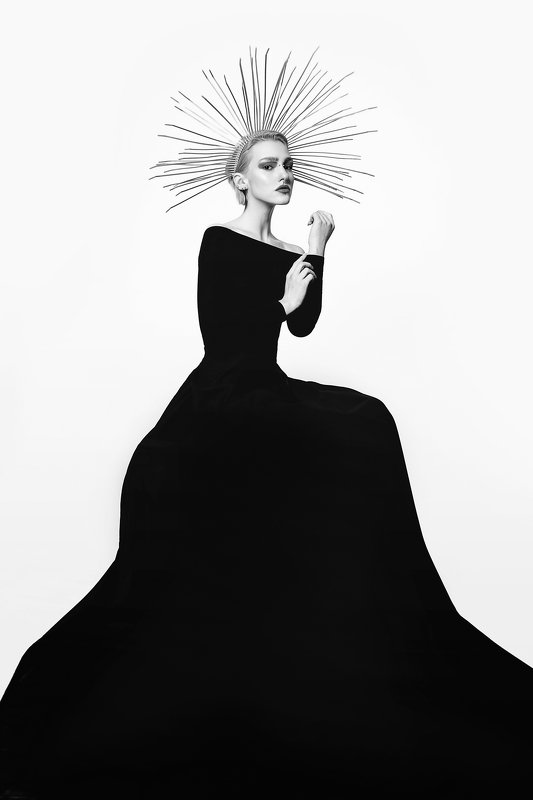 девушка, корона, портрет, студия Александраphoto preview