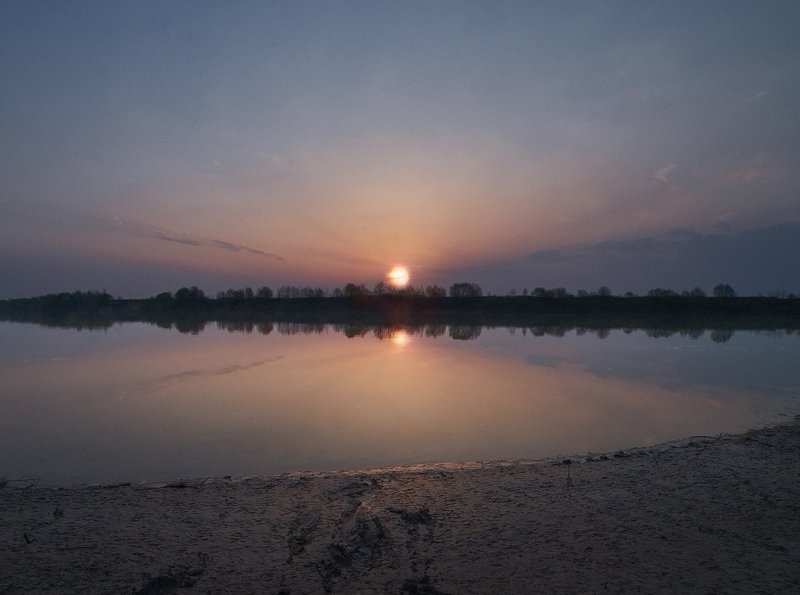 Рассвет над Окойphoto preview