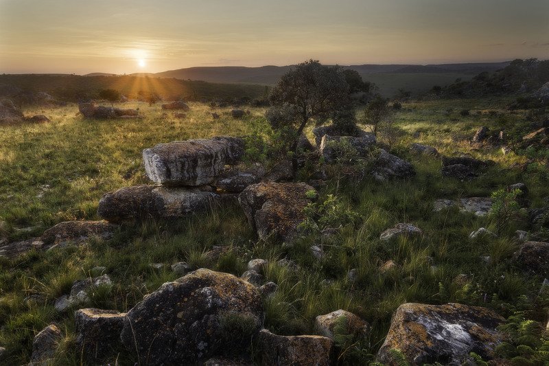 ангола Рассвет в городе камней фото превью