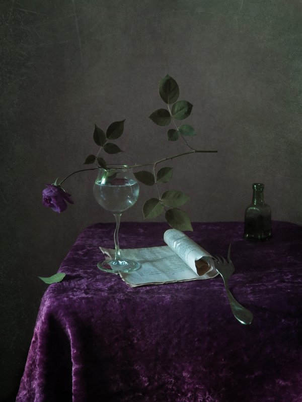 С розочкой и запискойphoto preview