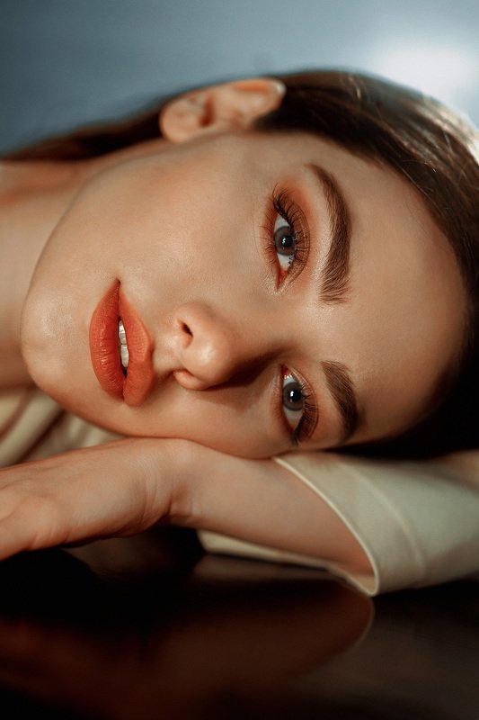 portrait model face eyes mood Come Alivephoto preview