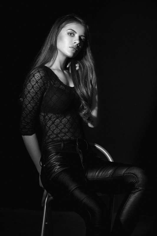 Light, Asen Andreev, Asen Andreev Photography, B&W, Contrast, Studio, Pose, Model, Fashion, Black & White, Portrait Stelianaphoto preview