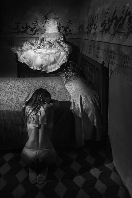 The bride The bridephoto preview