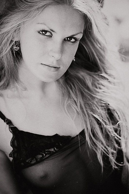 чб, портрет, девушка, взгляд photo preview