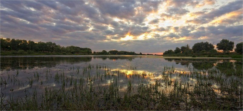 закат, разлив, вода, тишина, облака Заливной закат фото превью
