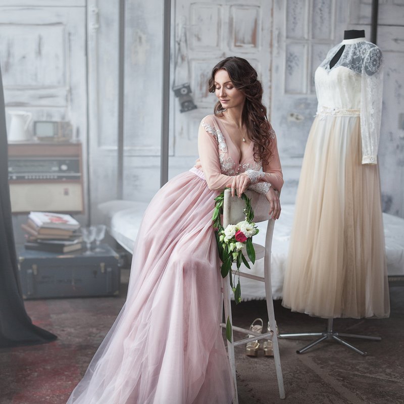 portrait, woman, light, canon, minsk, beautiful, dress morningphoto preview