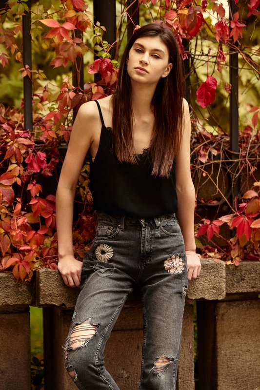 Asen Andreev, Asen Andreev Photography, Natural Light, Light, Portrait, Pose, Posing, Model, Fashion, Color Image Tanya photo preview