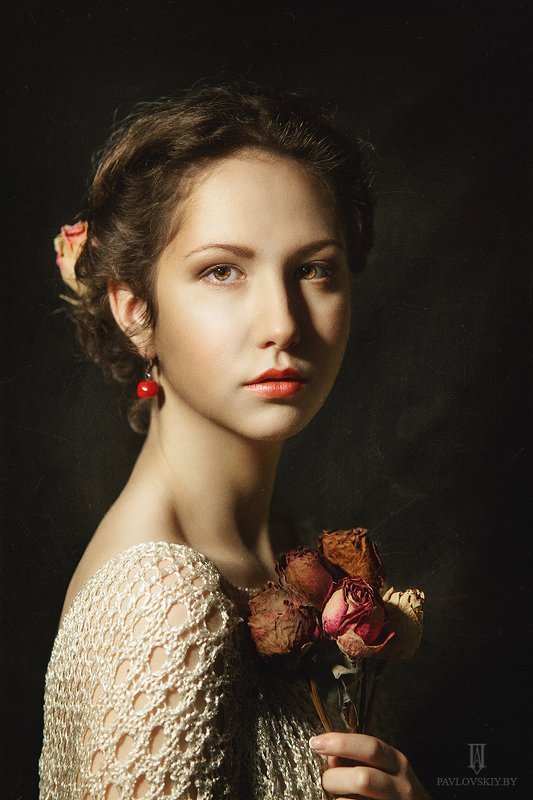 portrait, woman, light, canon, minsk, beautiful Lady with red earringphoto preview