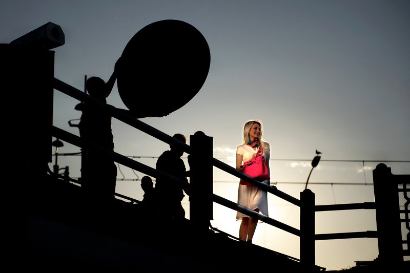 woman in the street photo preview