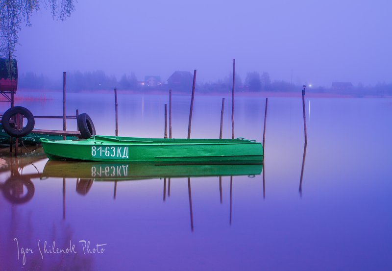 отражение, озеро, закат, лодка, весна, селигер, озеро Сиреневая тишинаphoto preview