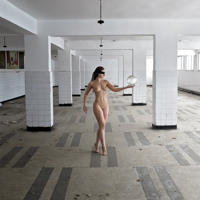 Your pale light and my broken lampphoto preview