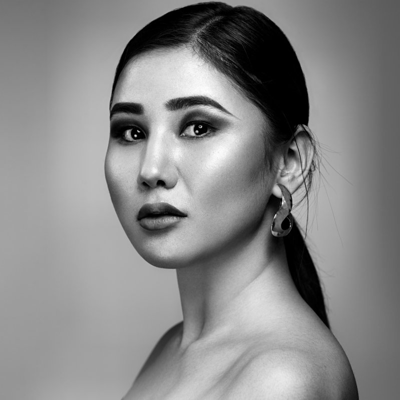 beauty, black and white, makeup, inspire, creative, model, female, headshot, eyes, black, white, hasselblad, mcgillivraybirniephotography, Gaukharphoto preview