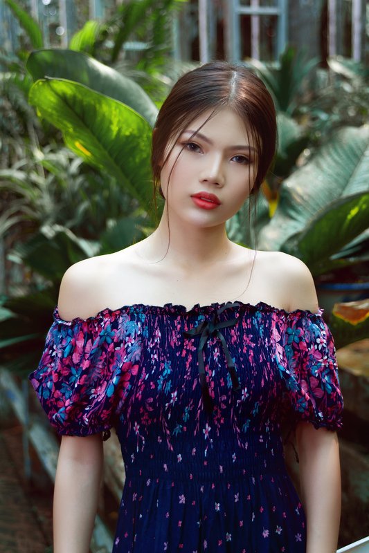 Pham Trangphoto preview