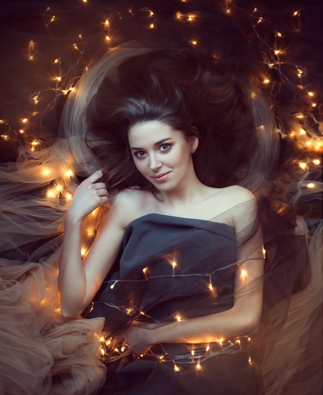 женский портрет образ огоньки Машенькаphoto preview