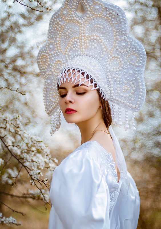 белое, кокошник, девушка, сказка, портрет ...photo preview