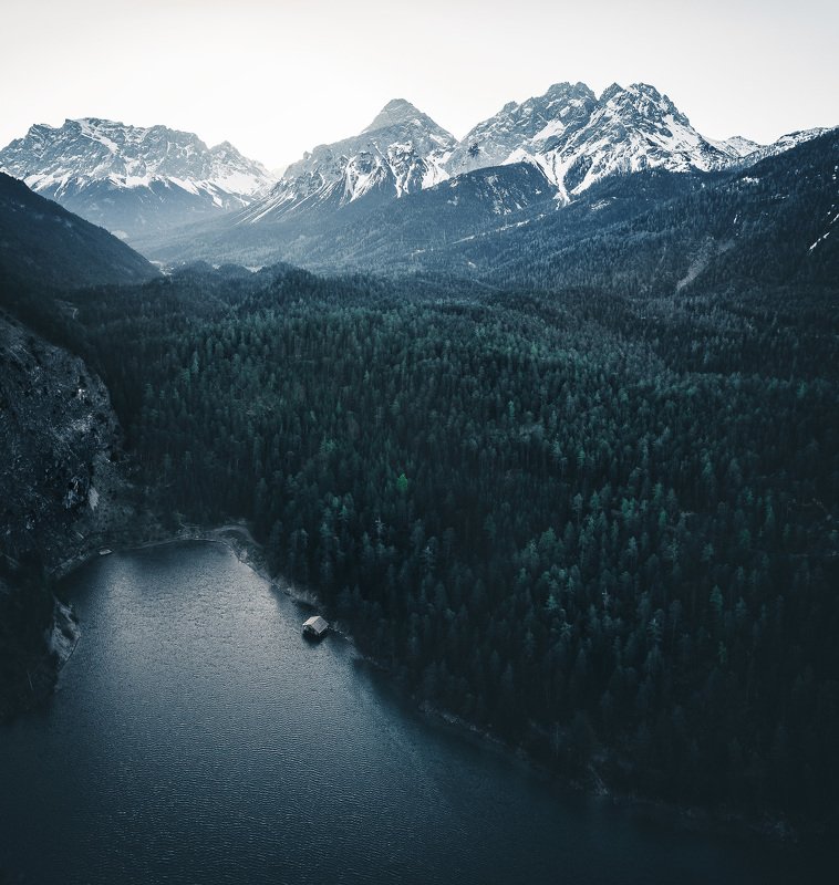 Уединениеphoto preview