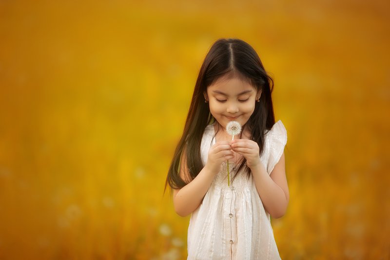 Желтыйphoto preview