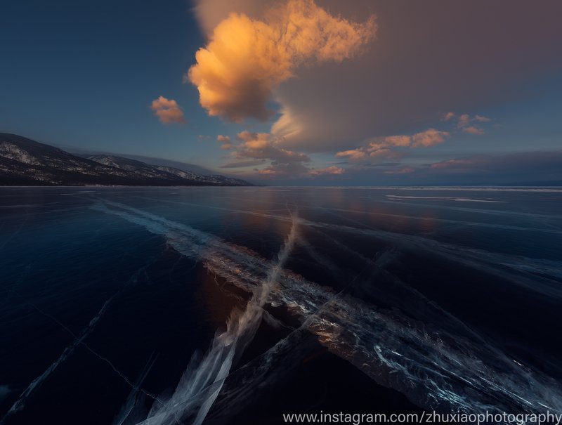 Голубой лед озера Байкалphoto preview