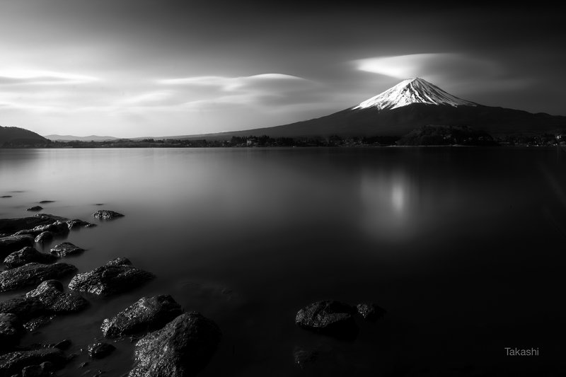 fuji, mountain,cloud,lake,water,rock,calm,amazing, Rock and Cloudphoto preview