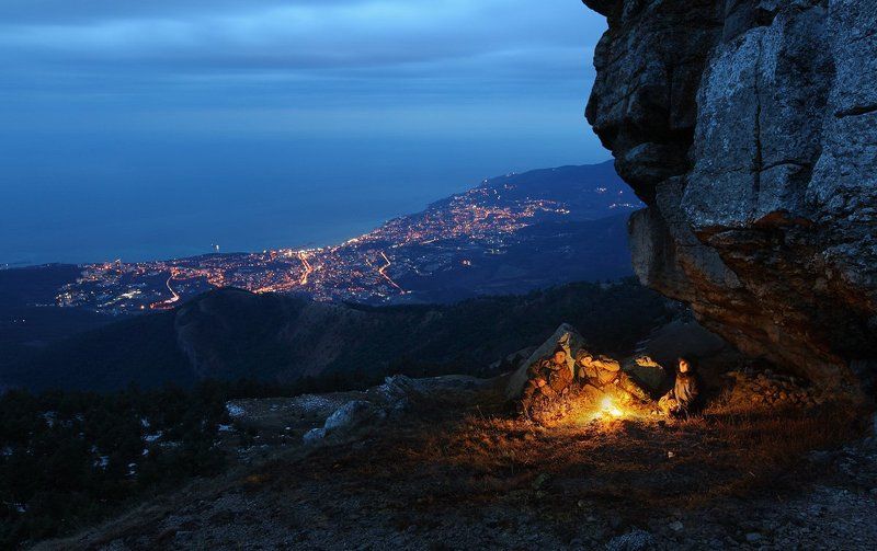 крым, ялта, рождество, вечер, горы Рождество с видом на Ялтуphoto preview