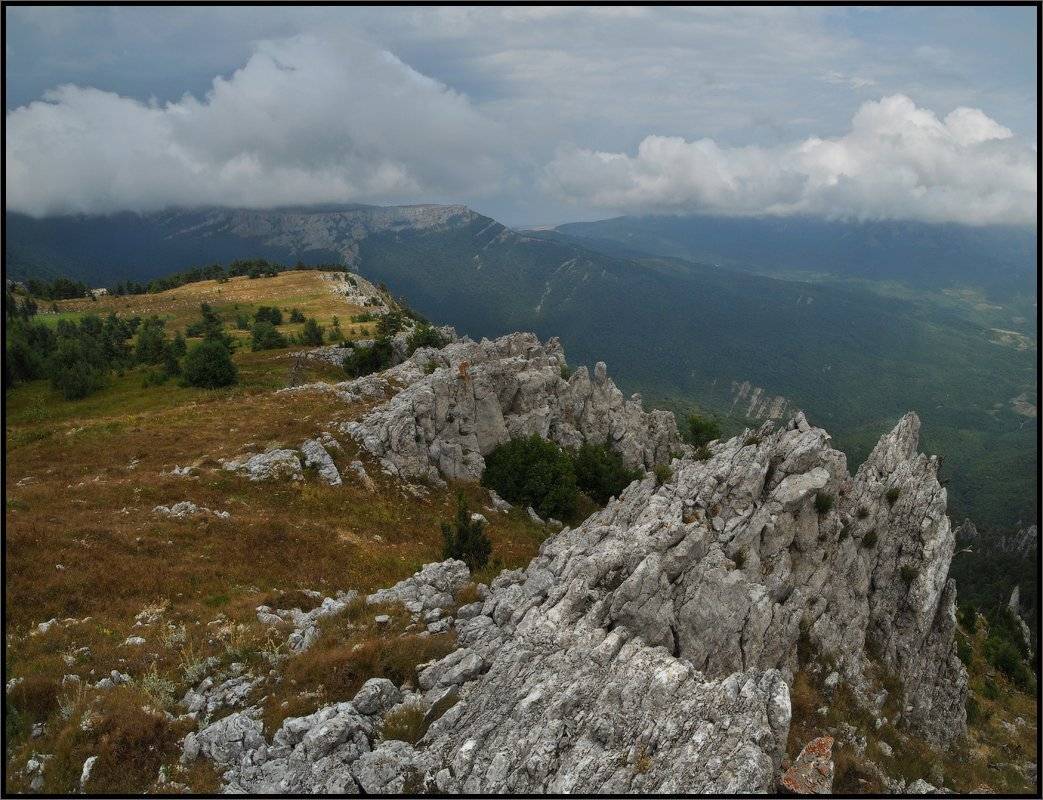 Вид на Тырке и ущелье Хапхал. Автор: Владимир Метцгер Крым, Крым, ущелье Хапхал, Владимир Метцгер