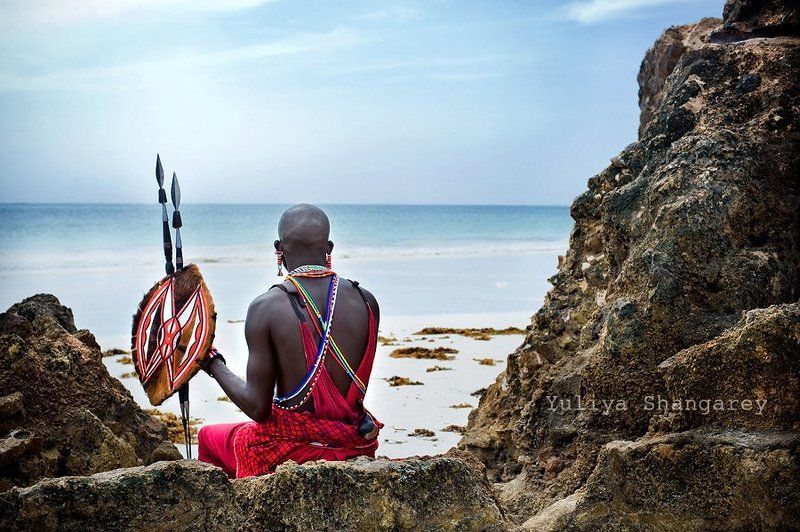 Масаи у океанаphoto preview