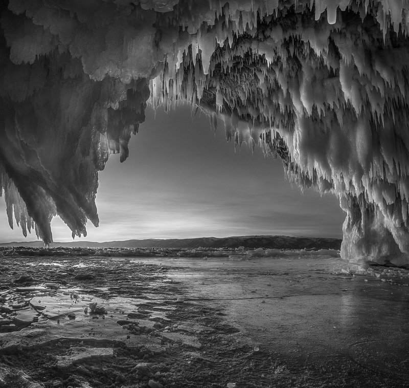 байкал, зима, лед, снег, путешествие, закат, пещера, сосульки Ледяное царствоphoto preview