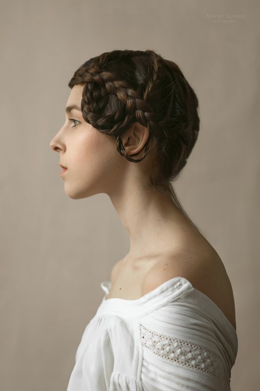 Портрет, девушка, косы, прическа, художественное, история,  Портрет с косамиphoto preview