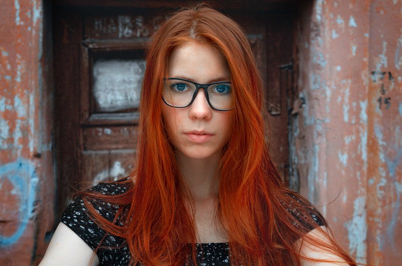 девушка, портрет, рыжая девушка,свет, лето,очки, девушка в очках, Дианаphoto preview