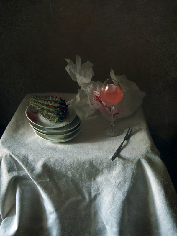 С кактусомphoto preview