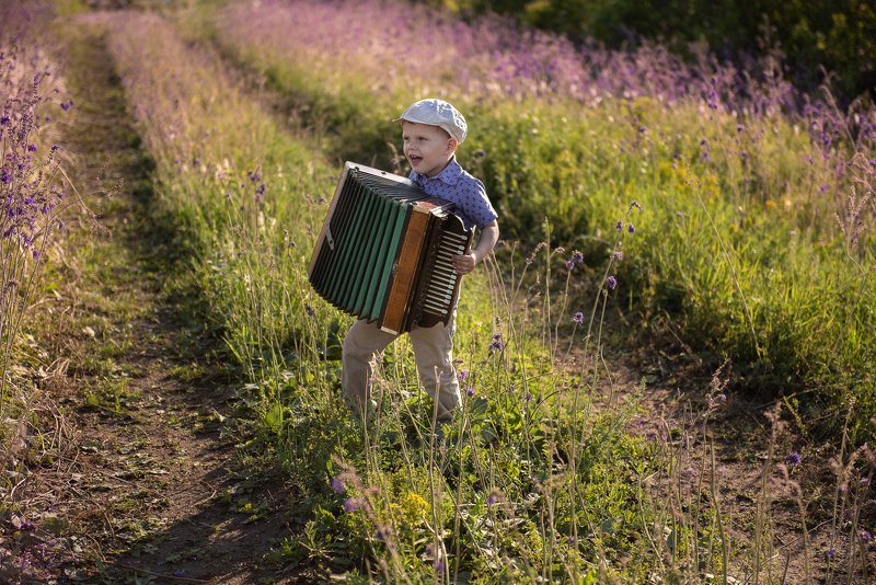 Бравый парень Ванюшка!photo preview