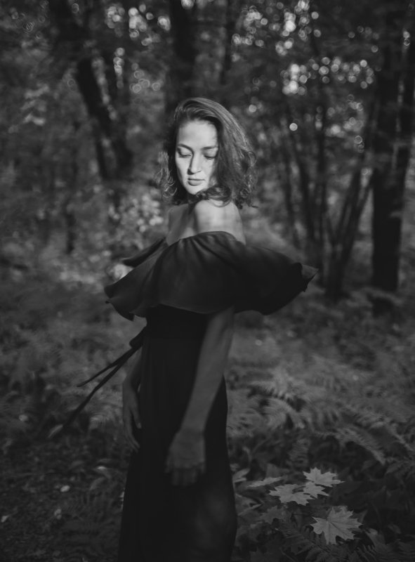 :ЧБ :Портрет :Лес :Девушка: Светлана фото превью