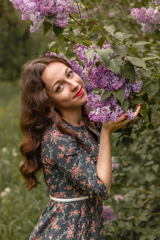 девушка, сирень, портрет, лето Мария и сиреньphoto preview