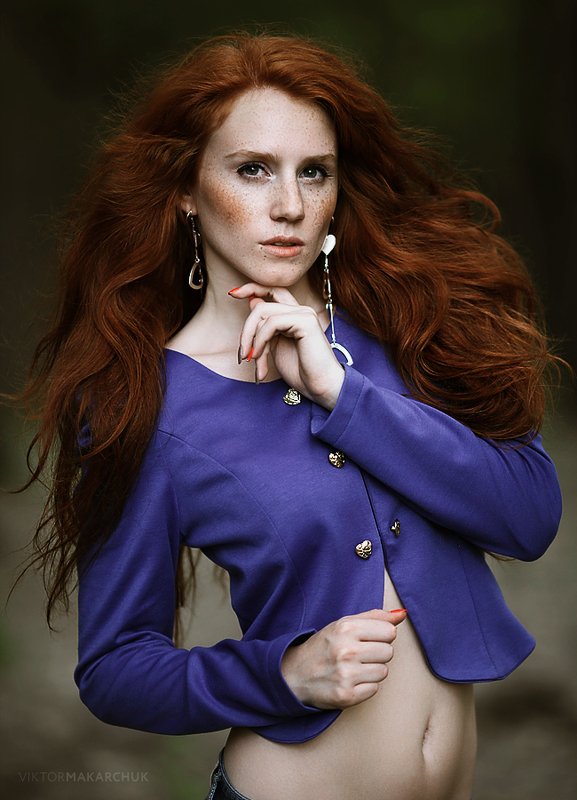 portrait,face,mood,look,eyes,model,girl,red hair,red,style,fashion * * *photo preview