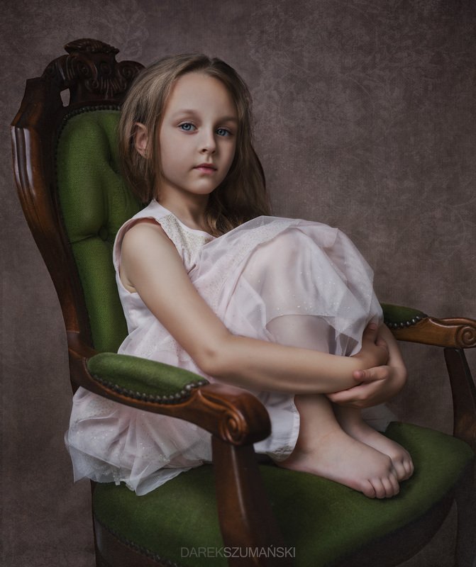 fine art, portrait, mood, painterly, children, Zuzannaphoto preview