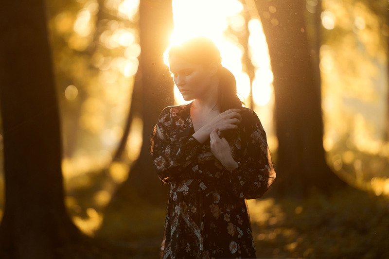 закат, девушка, природа, свет, эмоция За закатом наша тайнаphoto preview