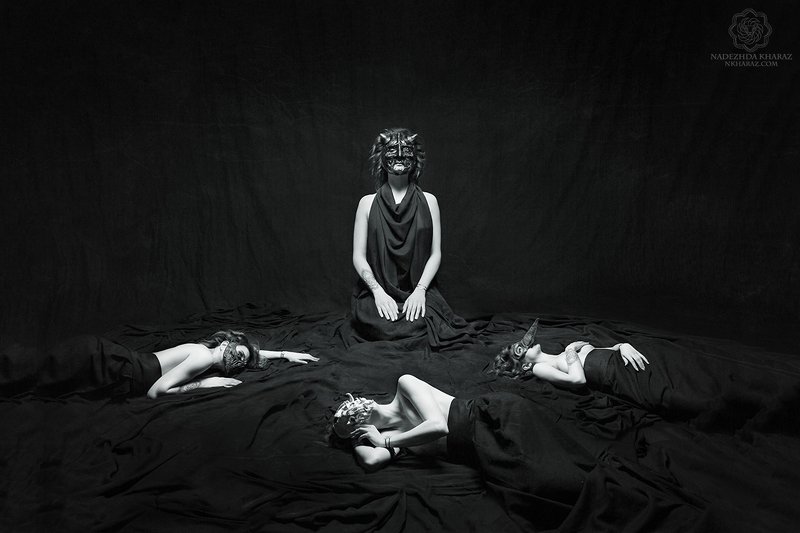 Демон Смиренияphoto preview