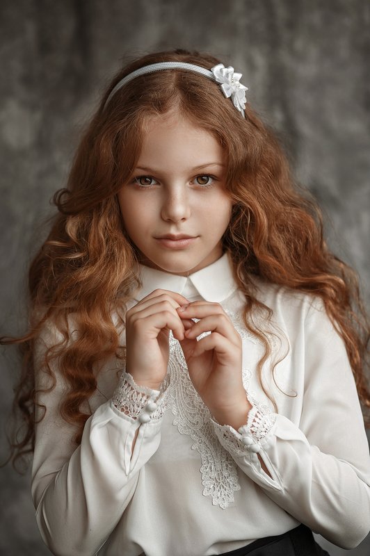 Портрет, девочка, кудряшка Машаphoto preview