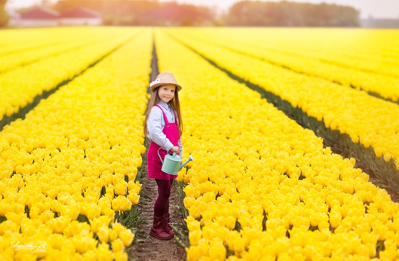 Садовницаphoto preview