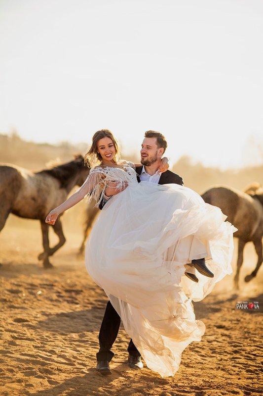 Свадебная фотосессия photo preview