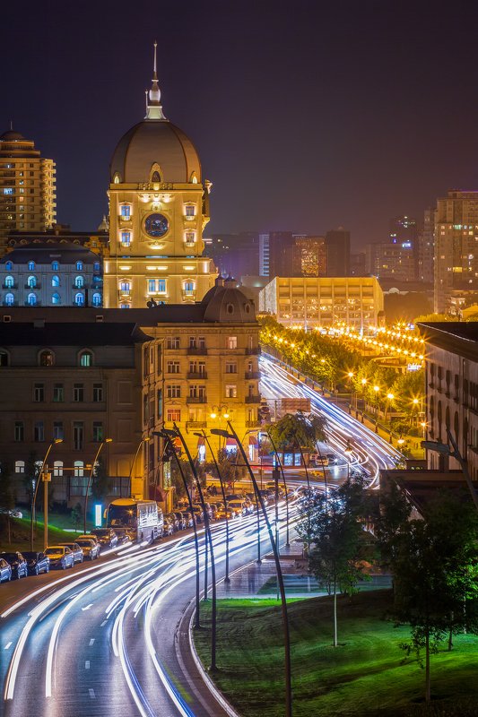 Вечерний Бакуphoto preview