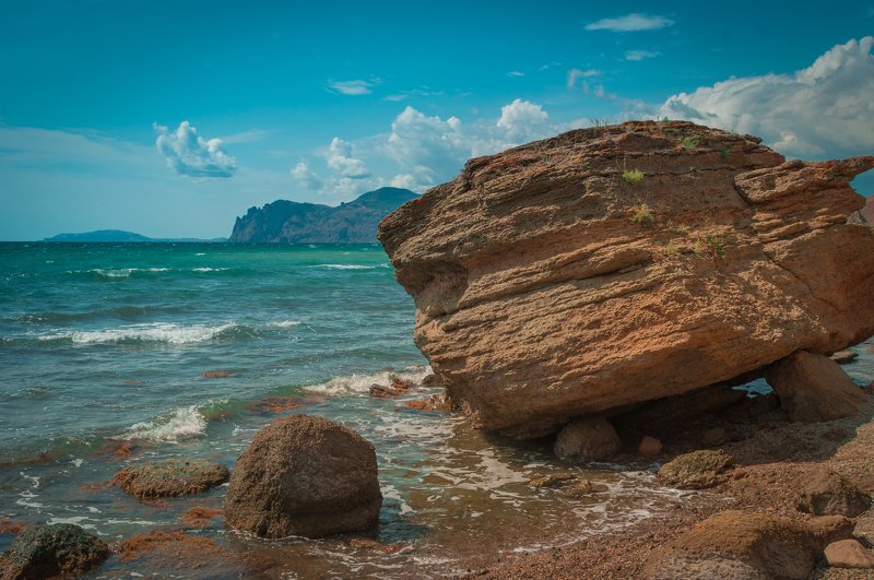 Днем у моряphoto preview