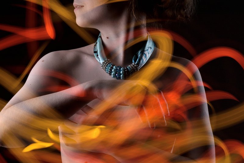 девушка Яркий сон ...photo preview