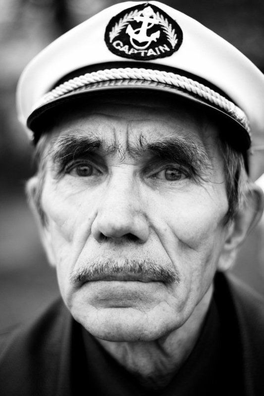 Каптаинphoto preview