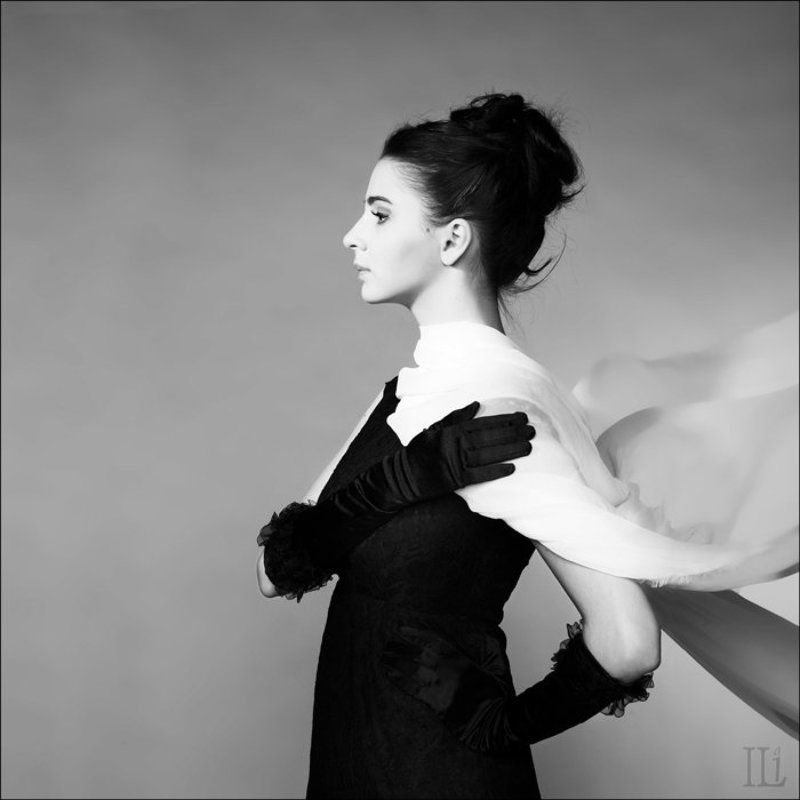 девушка, ветерок, шаль Дыхание ветраphoto preview