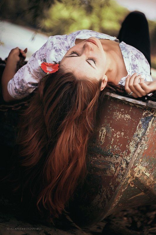 Старый челнокphoto preview