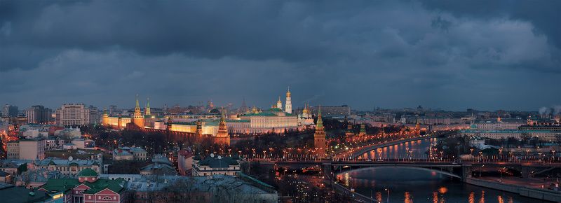 москва, кремль Хмурая Москва.photo preview