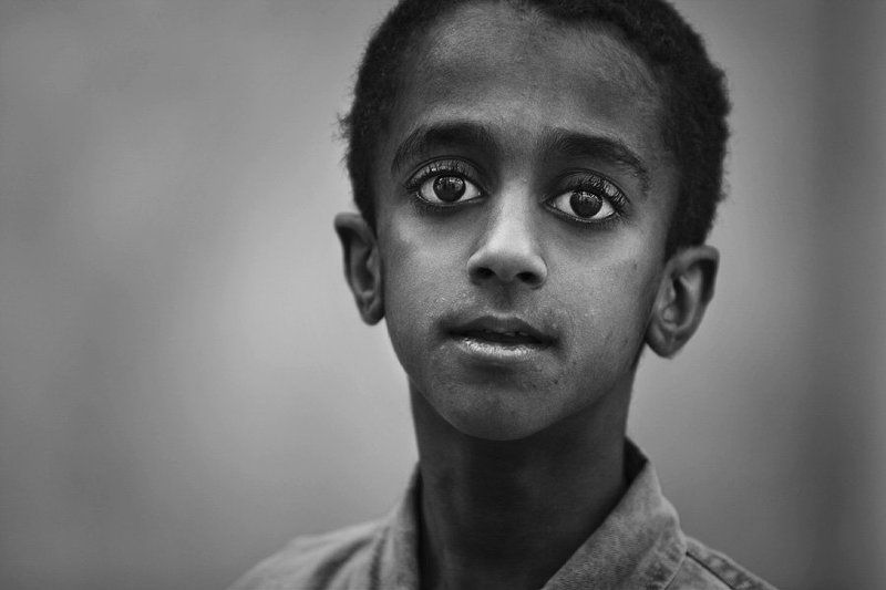 canon, 400d, 70-200mm, portrait, curiosity, eyes, zuhair, ahmad curiosity eyesphoto preview